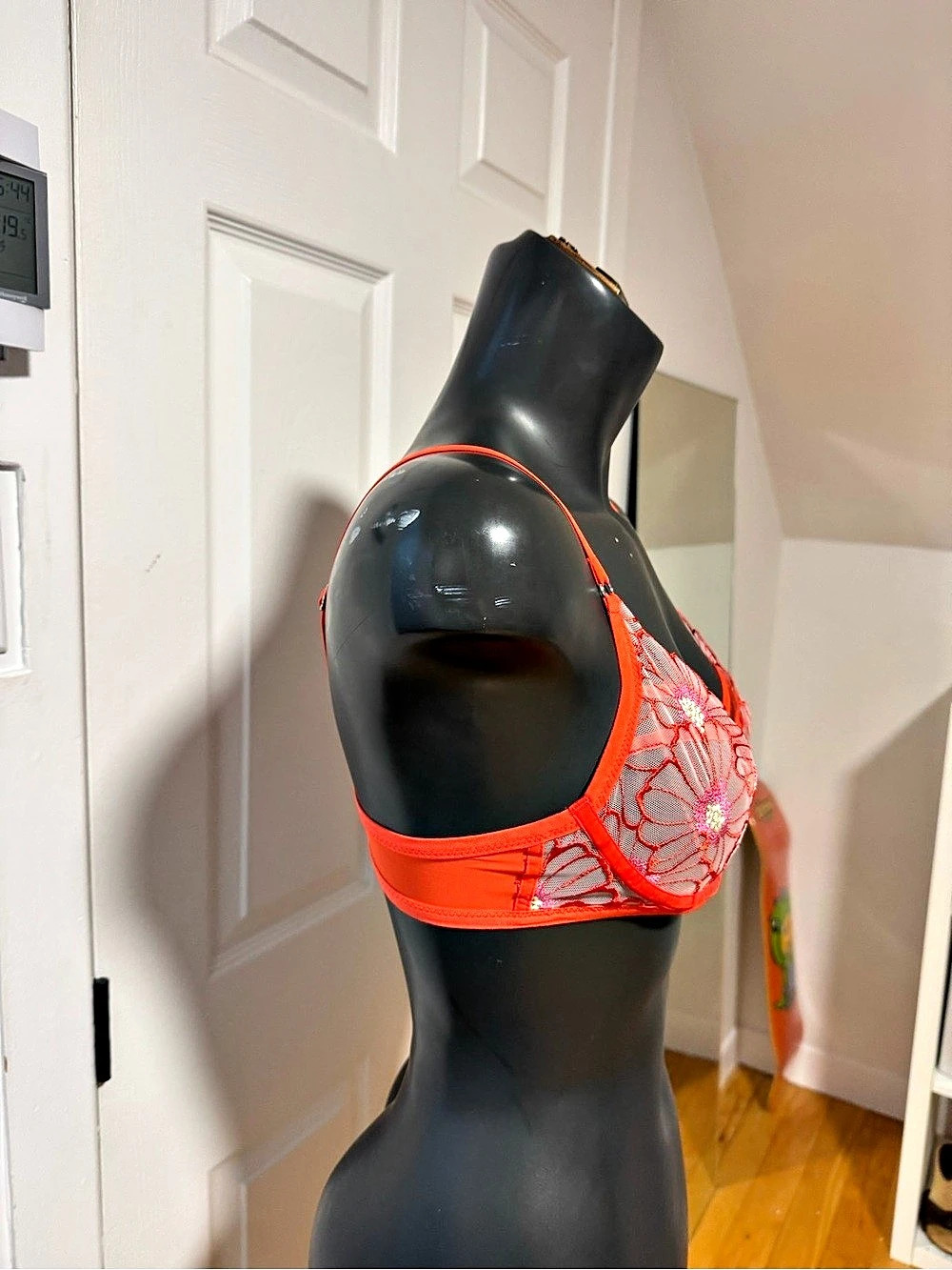 bra - Picture 3 of 4
